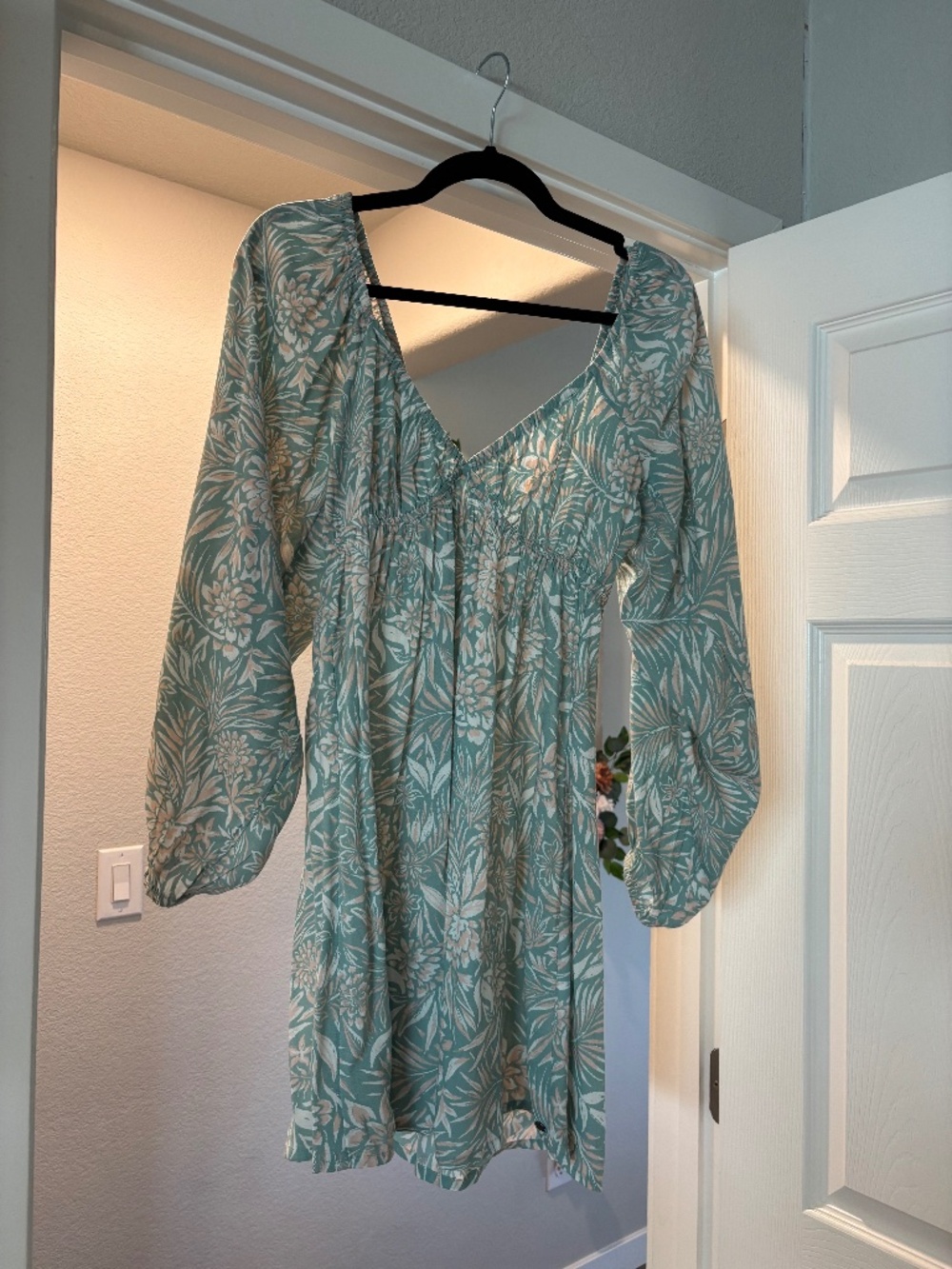 Long sleeve beach dress